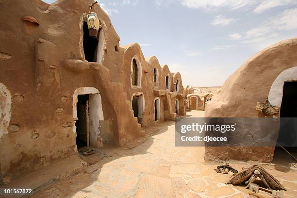 tunisia, medenine - - cliff dwelling stock pictures, royalty-free photos & images