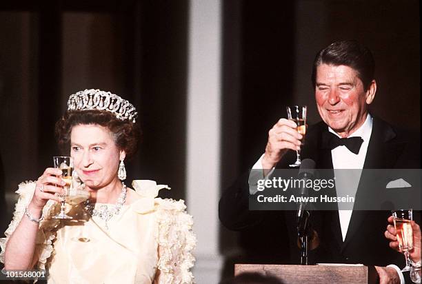 The Queen Elizabeth II and President Ronald Reagan