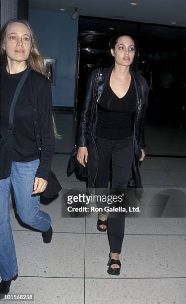 Marcheline Bertrand with daughter Angelina Jolie