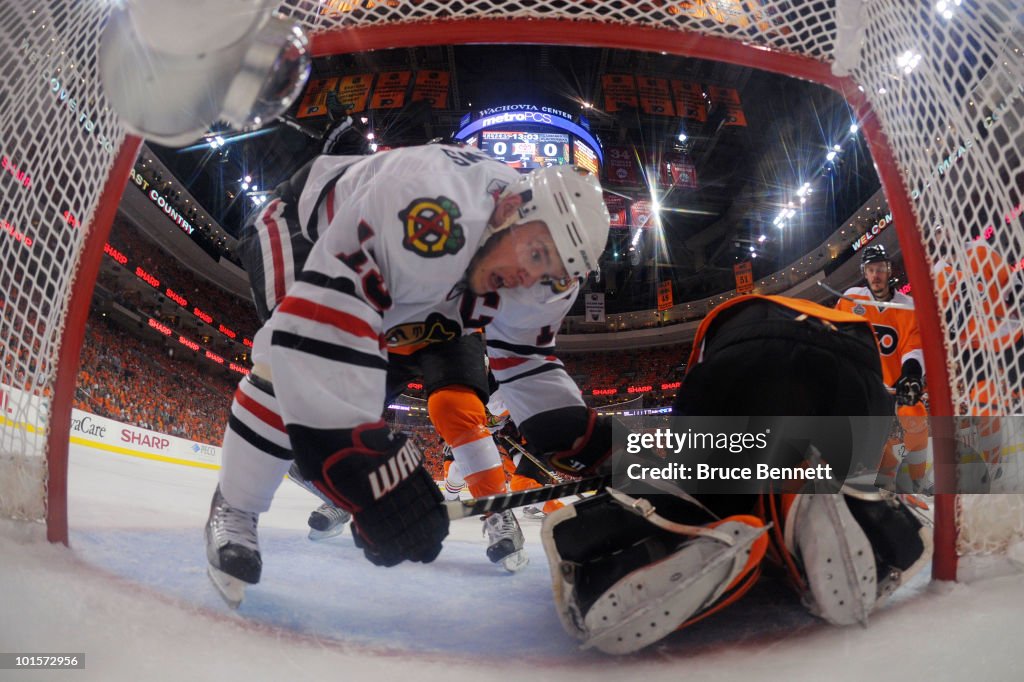 Stanley Cup Finals - Chicago Blackhawks v Philadelphia Flyers - Game Three