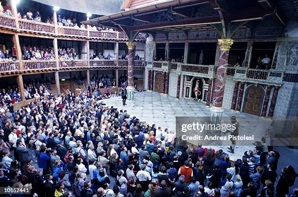 london, uk, globe theater - globe theatre london stock pictures, royalty-free photos & images