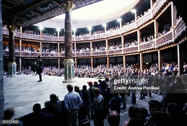 london, uk, globe theater - globe theatre stock pictures, royalty-free photos & images