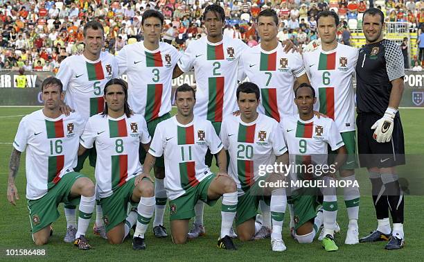 Portugal´s national football team players Raul Meireles, Duda, Pedro Mendes, Paulo Ferreira, Simao Sabrosa, Bruno Alves, Deco, Cristiano Ronaldo,...