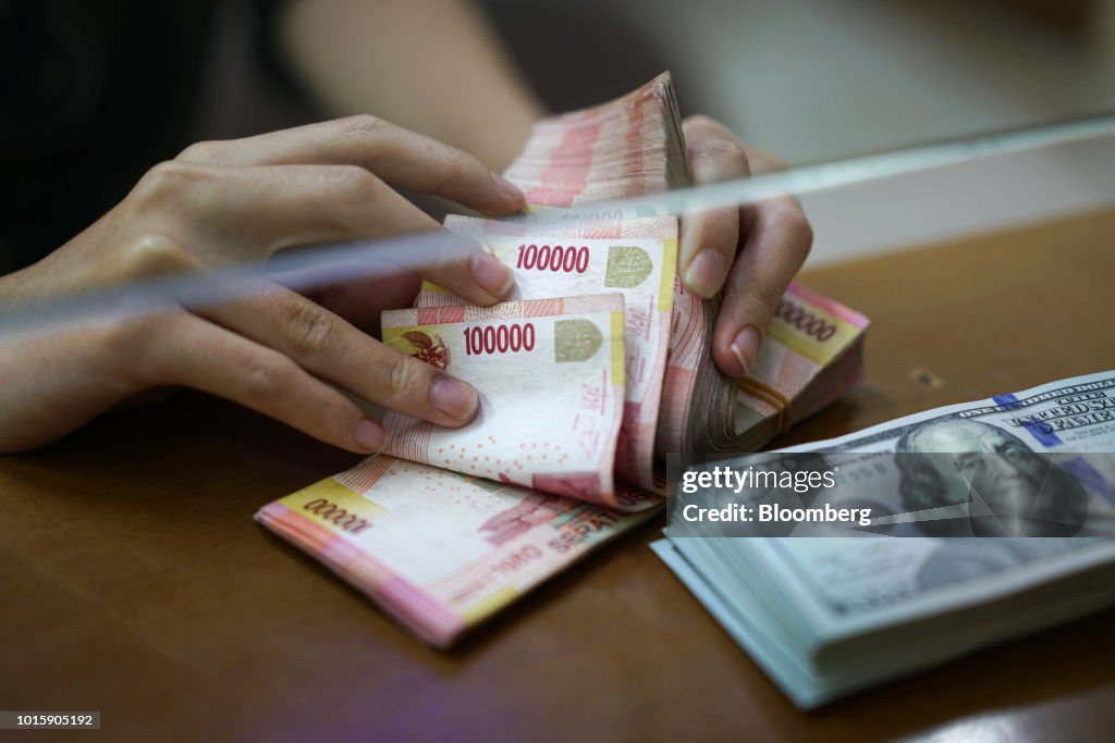 Daily Use of Rupiah as Indonesian Currency Drops to 3-Year Low