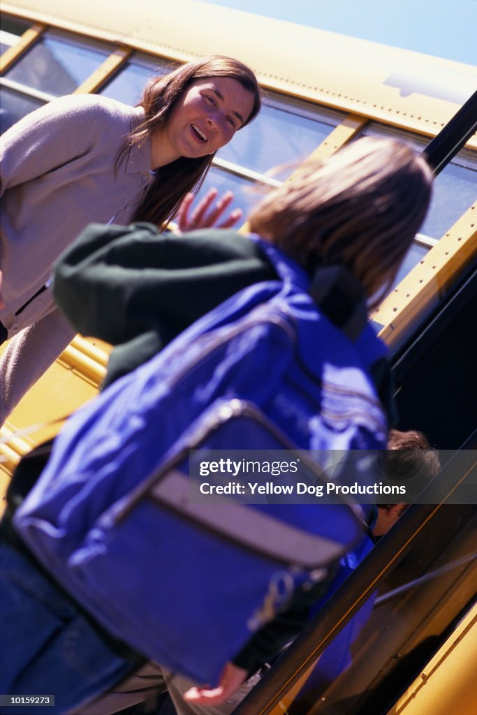 SCHOOL BUS, 10 & 11 YEAR OLDS
