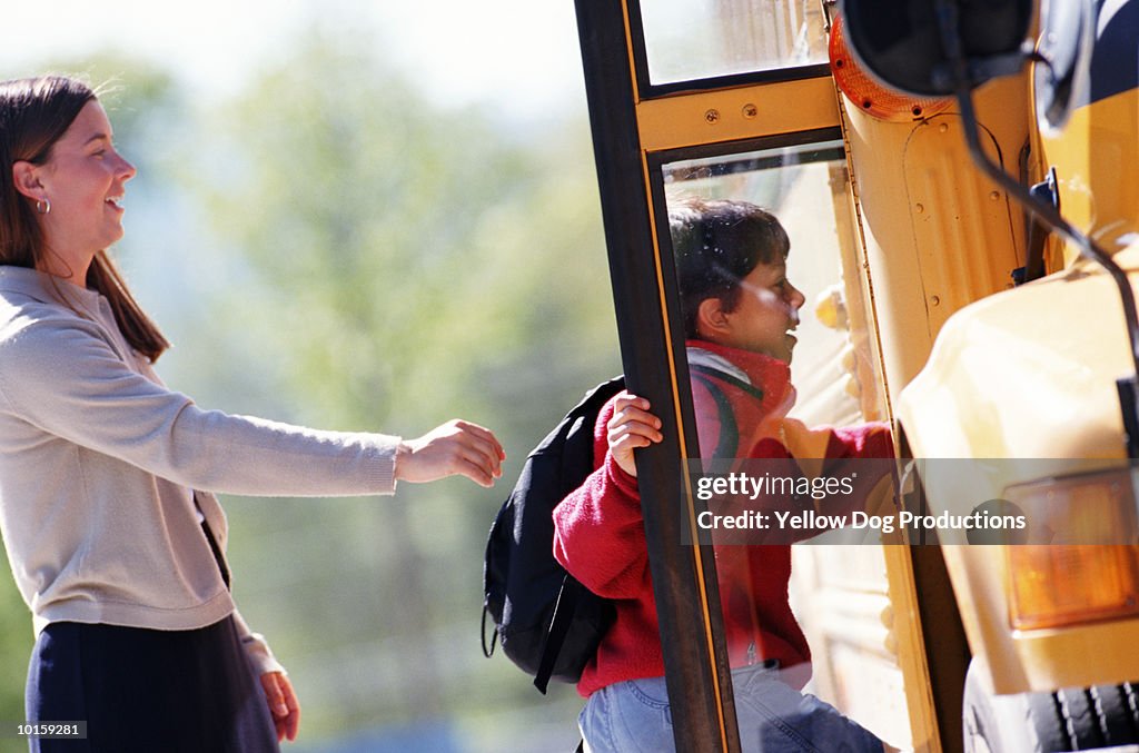 SCHOOL BUS, 10 & 11 YEAR OLDS