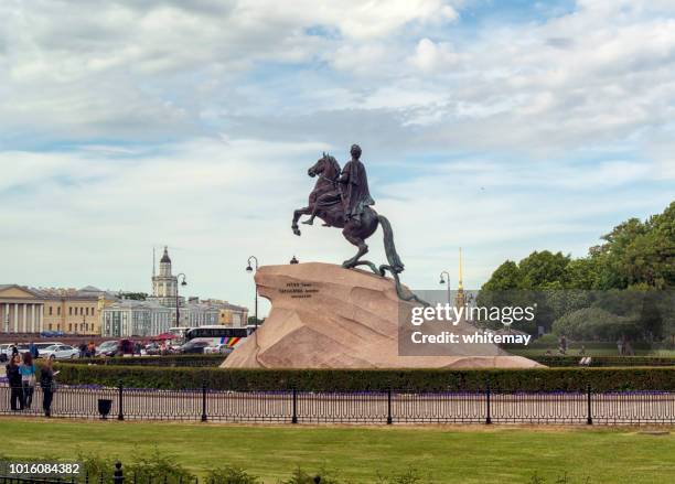 bronze horseman monument to peter the great in st petersburg, russia - peter and pauls fortress st petersburg stock pictures, royalty-free photos & images