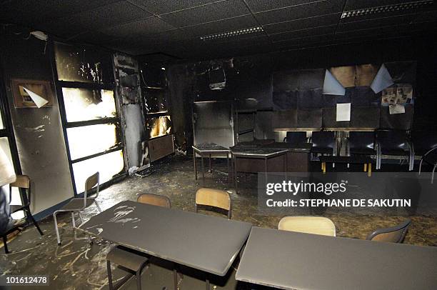 Picture taken 09 November 2005 of a classroom of the Arthur Rimbaud high school, in La Courneuve, northern Parisian suburb, damaged by a fire....