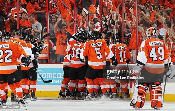 The Philadelphia Flyers celebrate after defeating the Chicago Blackhawks 4-3 in overtime in Game Three of the 2010 NHL Stanley Cup Final at the...
