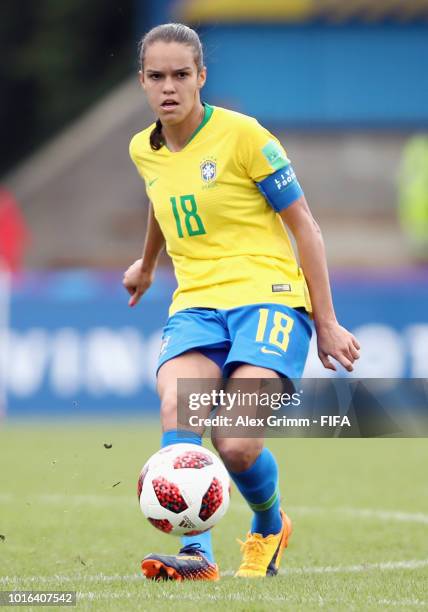 Ana Vitoria of Brazil controles the ball during the FIFA U-20 Women's World Cup France 2018 group B match between Brazil and Korea DPR at Stade...