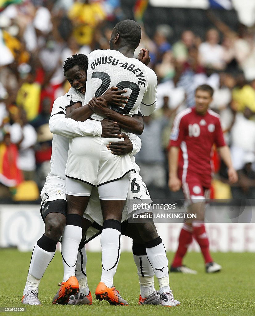 Ghana's Quincy Owusu Abeyie (front) cele