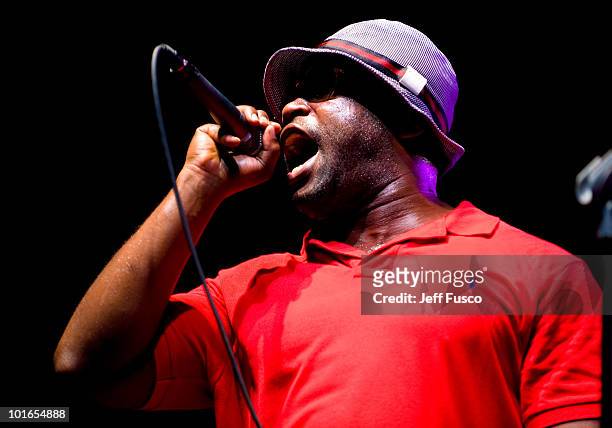 Tariq ''Black Thought'' Trotter of the Roots performs at the 3rd Annual Roots Picnic at the Festival Pier on June 5, 2010 in Philadelphia,...