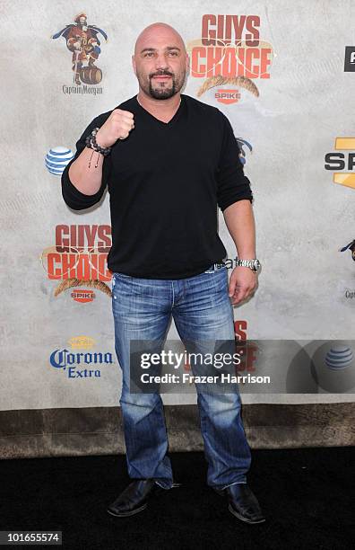 Sportscaster Jay Glazer arrives at Spike TV's 4th Annual "Guys Choice Awards" held at Sony Studios on June 5, 2010 in Los Angeles, California.