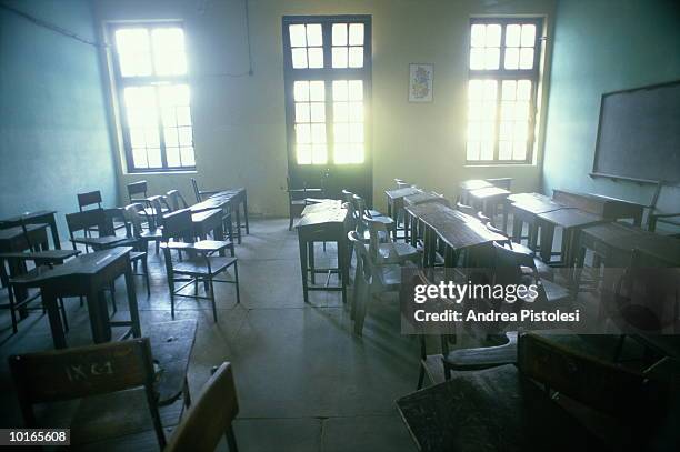 lucknow, india, martiniere college - classroom india stock pictures, royalty-free photos & images