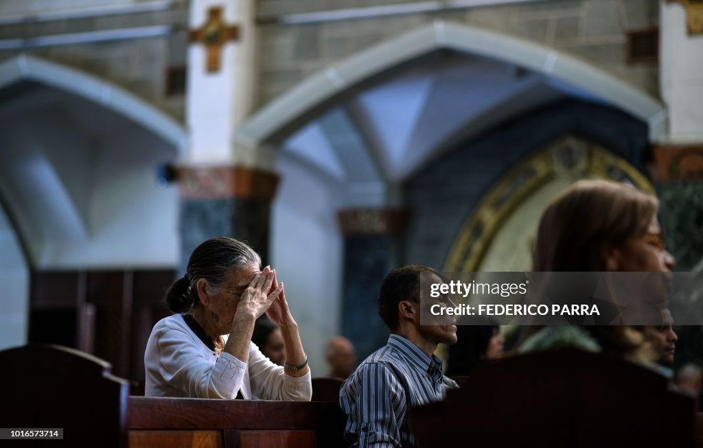 VENEZUELA-CRISIS-CHURCH-CARDS