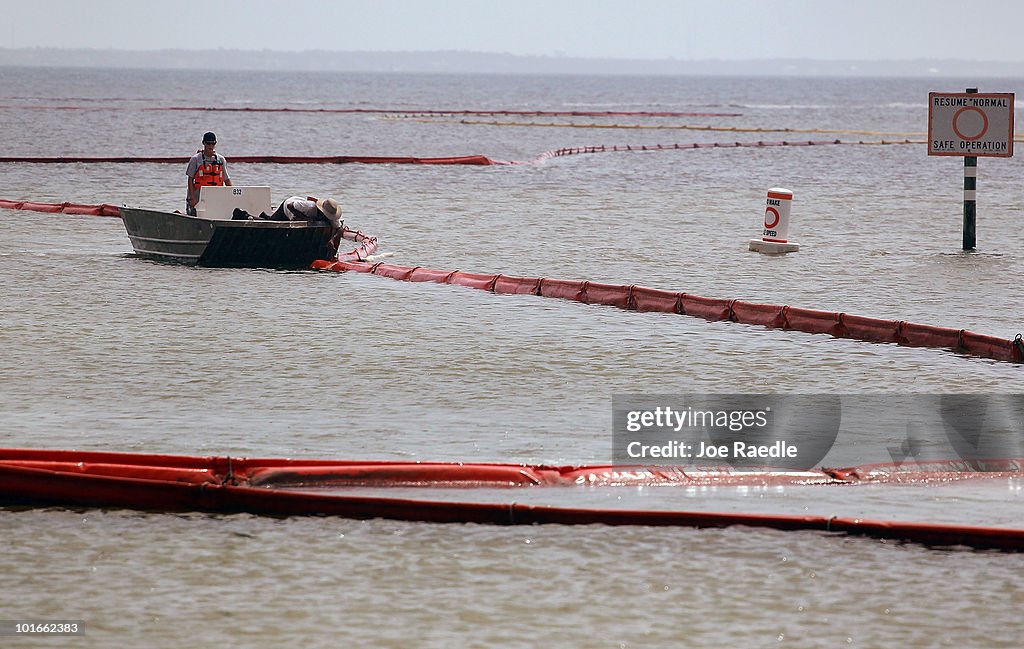 Gulf Oil Spill Spreads, Damaging Economies, Nature, And Way Of Life