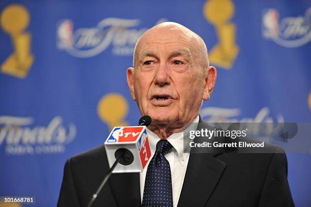 Dr. Jack Ramsay speaks at the Chuck Daly Lifetime Achievement Award prior to Game Two of the 2010 NBA Finals on June 6, 2010 at Staples Center in Los...