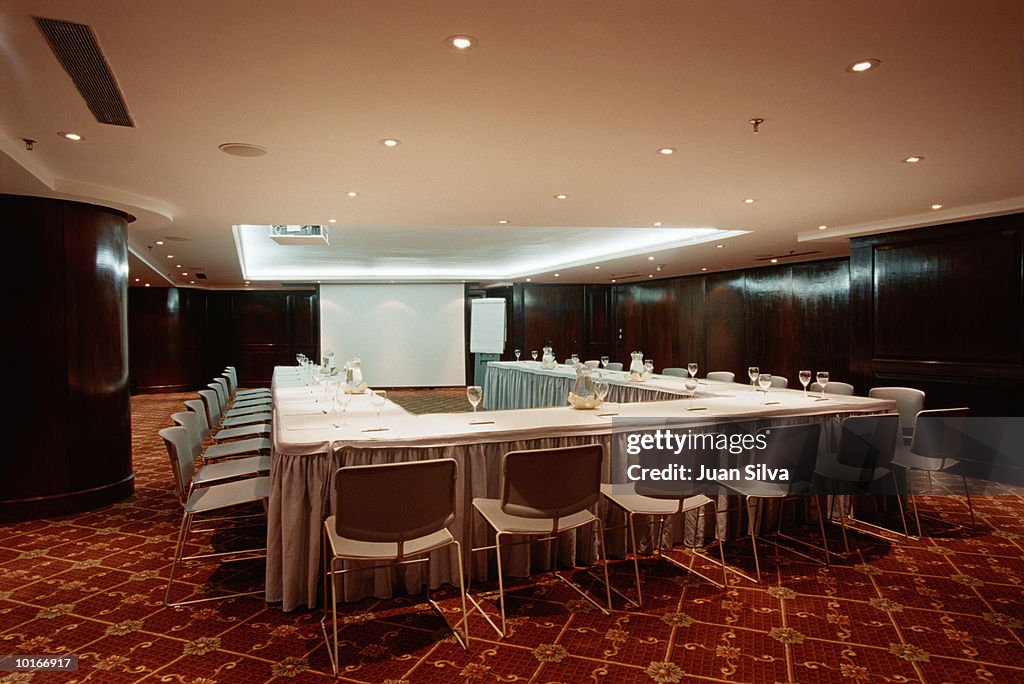 HOTEL CONFERENCE ROOM WITH TABLES