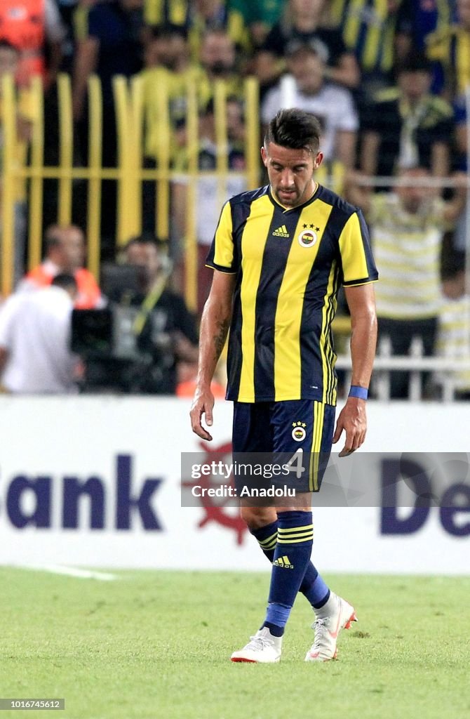 Fenerbahce vs Benfica : UEFA Champions League Qualifying Rounds