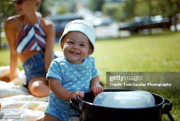 toddler mugging for camera at picnic - pocatello stock pictures, royalty-free photos & images
