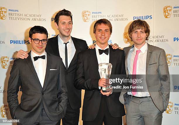 Inbetween Cast 335 The Inbetweeners Tv Serie Stock Photos, High-Res Pictures, and ...