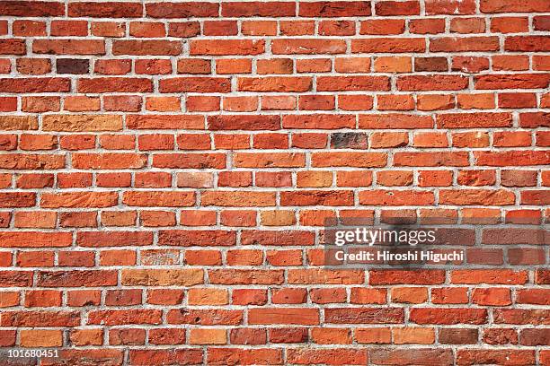 brick wall - red wall stock pictures, royalty-free photos & images