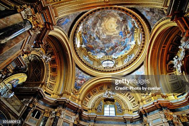 madrid royal palace dome - madrid royal palace 個照片及圖片檔