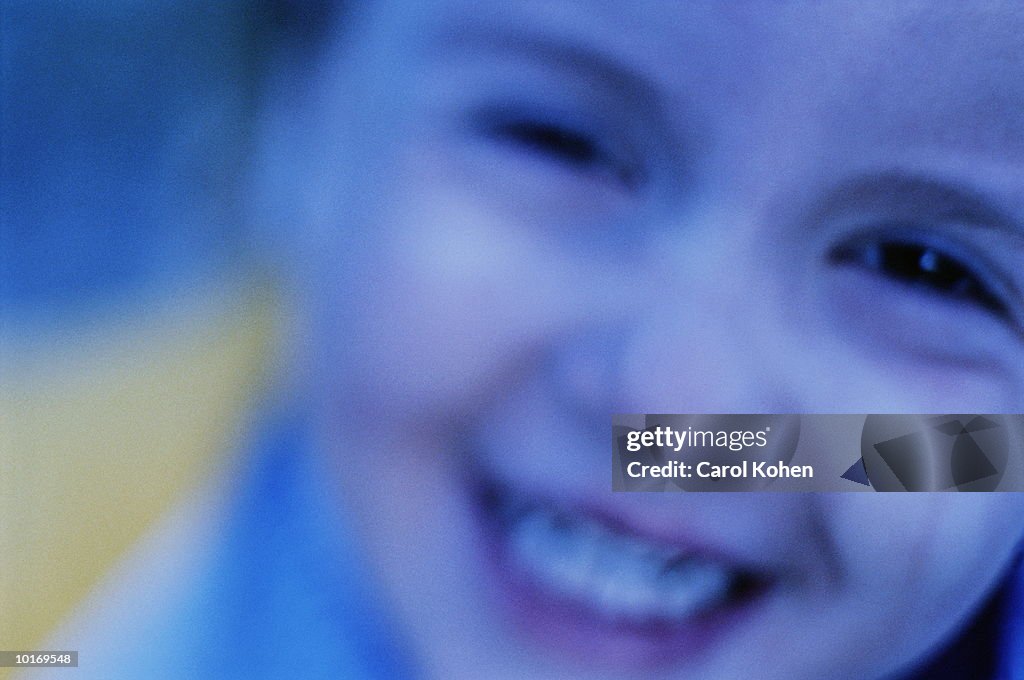 GIRL (5-7) SMILING, CLOSE UP