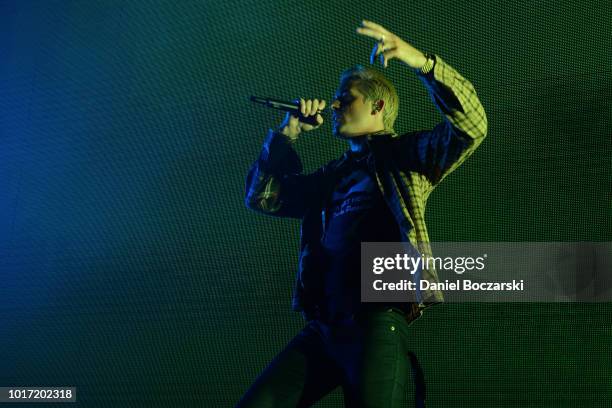 Eazy performs during The Endless Summer Tour at Huntington Bank Pavilion at Northerly Island on August 14, 2018 in Chicago, Illinois.