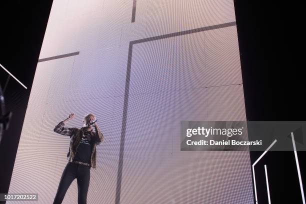 Eazy performs during The Endless Summer Tour at Huntington Bank Pavilion at Northerly Island on August 14, 2018 in Chicago, Illinois.