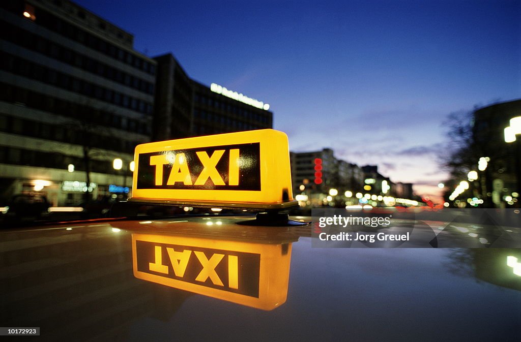 TAXI SIGN, BERLIN, GERMANY