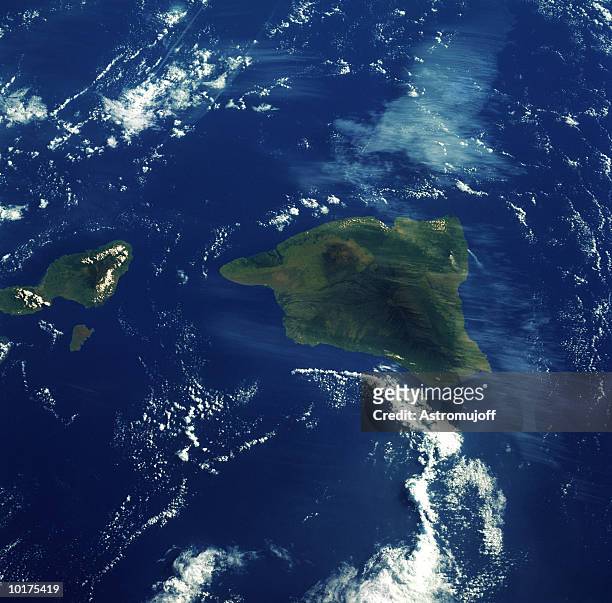 hawaii - pacific ocean from space stock pictures, royalty-free photos & images
