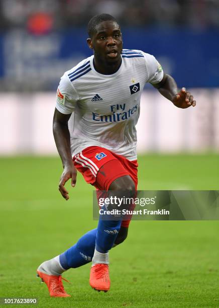 Orel Mangala of Hamburg in action during the friendly match between Hamburger SV and Bayern Muenchen at Volksparkstadion on August 15, 2018 in...