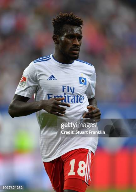 Bakery Jatta of Hamburg looks on during the friendly match between Hamburger SV and Bayern Muenchen at Volksparkstadion on August 15, 2018 in...