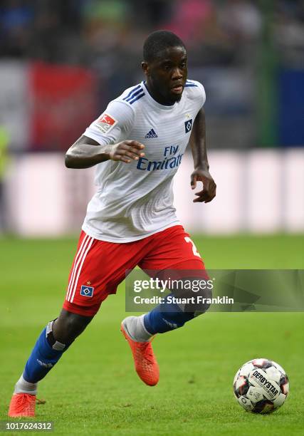 Orel Mangala of Hamburg in action during the friendly match between Hamburger SV and Bayern Muenchen at Volksparkstadion on August 15, 2018 in...