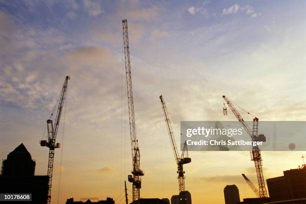 construction cranes london, england - construction site stock pictures, royalty-free photos & images