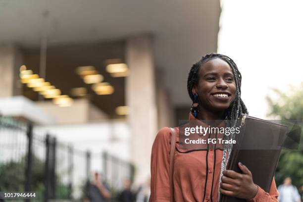 student university on the move - school work experience stock pictures, royalty-free photos & images