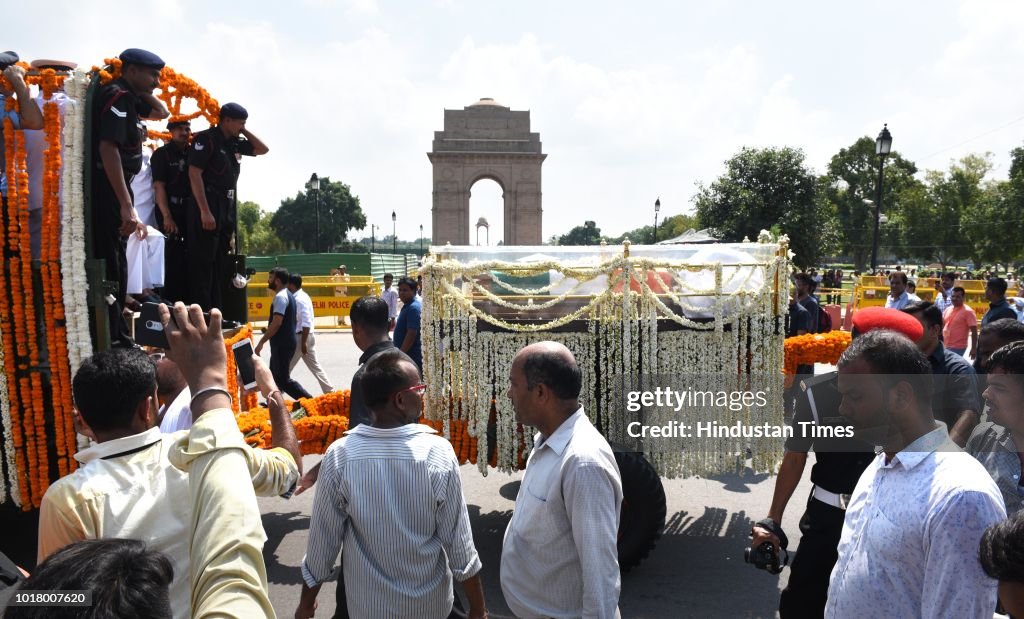 Funeral Procession Of Former Prime Minister Atal Bihari Vajpayee, Thousands Throng Delhi Streets