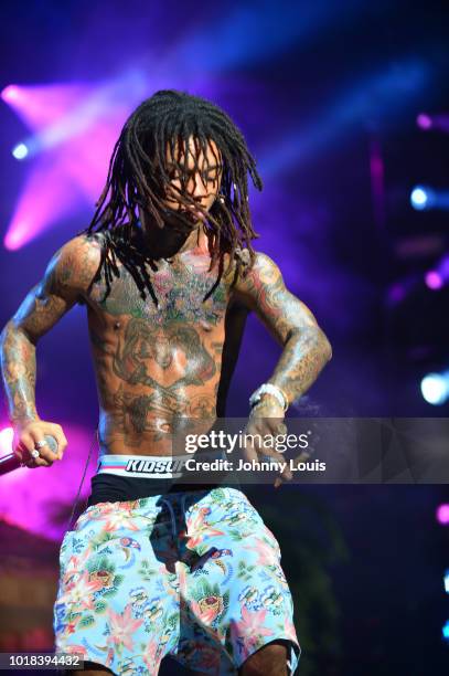 Slim Jxmmi of Rae Sremmurd perform on stage at Perfect Vodka Amphitheatre on August 17, 2018 in West Palm Beach, Florida.