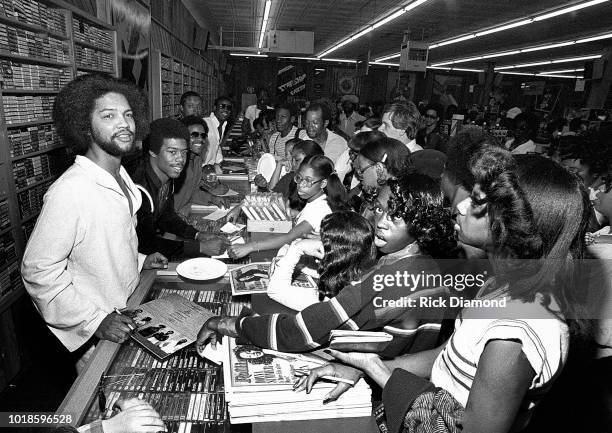 Ray Ransom 1,702 Eddie Ray Photos & High Res Pictures - Getty Images