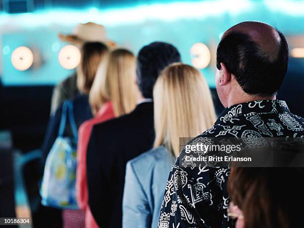 Angry Waiting In Queue Photos and Premium High Res Pictures - Getty Images