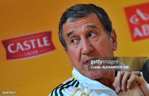 South Africa's national football team coach Carlos Parreira of Brazil gives a press conference on June 1, 2010 in Johannesburg to announce the names...