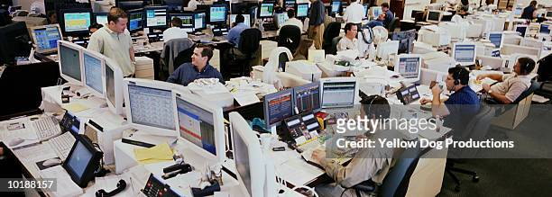trading room floor, boston - huddle stock pictures, royalty-free photos & images
