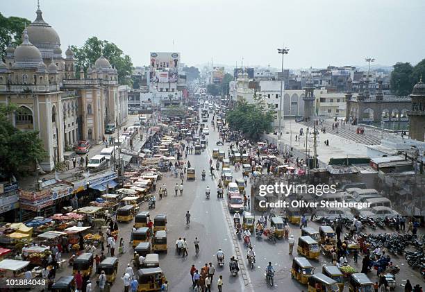 street scene, hyderabad, india - hyderabad indien stockfoto's en -beelden