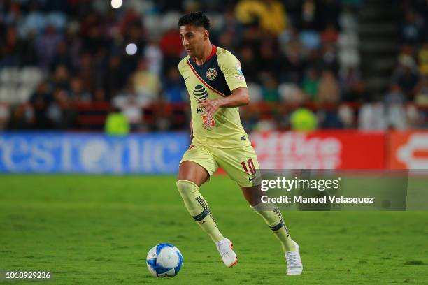 Cecilio Dominguez of America controls the ball during the third round match between Pachuca and Club America as part of the Torneo Apertura 2018 Liga...