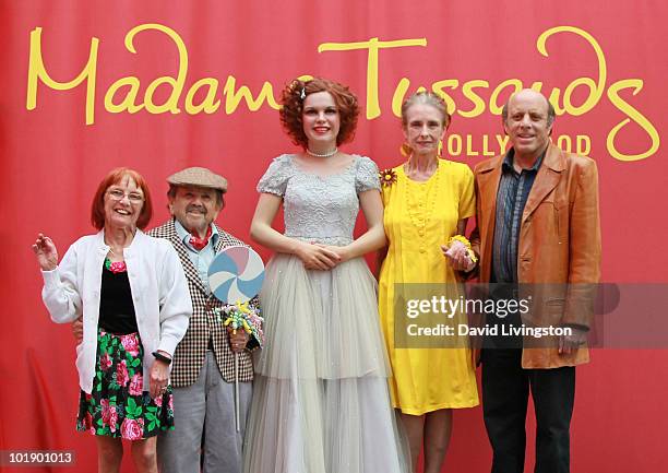 Elizabeth Barrington, her husband actor Jerry Maren, actress Margaret O'Brien and Judy Garland's son Joey Luft pose with Garland's wax figure at it's...