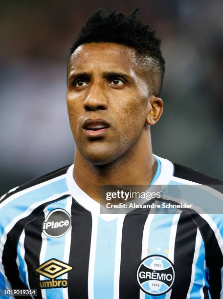 Cortez of Gremio in action during the match against Corinthians for the Brasileirao Series A 2018 at Arena Corinthians Stadium on August 18, 2018 in...