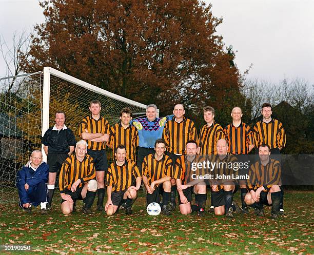 football team, portrait - amateur photography stock pictures, royalty-free photos & images