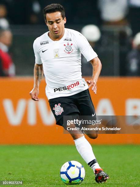 Fagner of Corinthians in action during the match against Gremio for the Brasileirao Series A 2018 at Arena Corinthians Stadium on August 18, 2018 in...