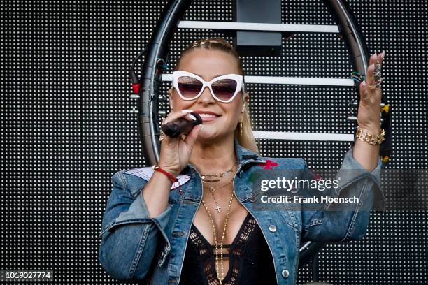 American singer Anastacia performs live on stage during the Festival Stars For Free at the Kindlbuehne Wuhlheide on August 18, 2018 in Berlin,...